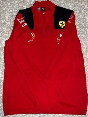 F1/Formula One Scuderia Ferrari Red Quarter Zip Team Sweater